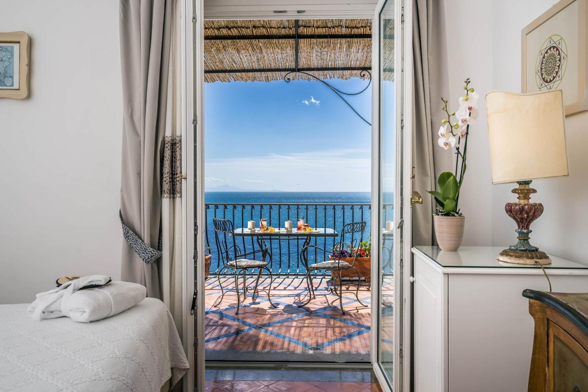 Albergo Miramare Позитано Экстерьер фото